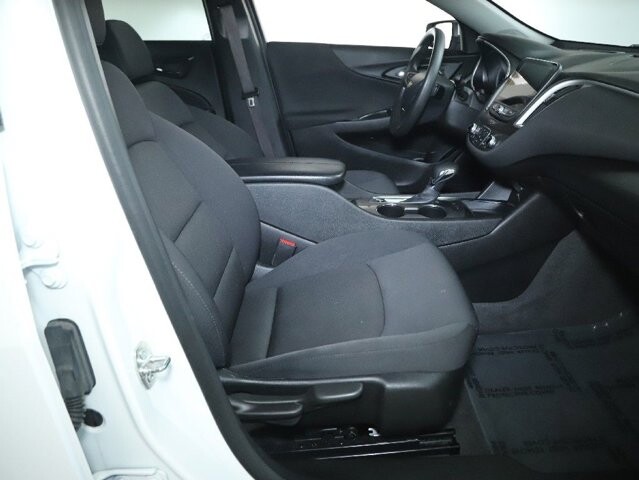 2024 Chevrolet Malibu in Bedford, OH 44146 - 18116847 34