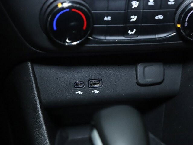 2025 Buick Encore GX in Bedford, OH 44146 - 18116848 27