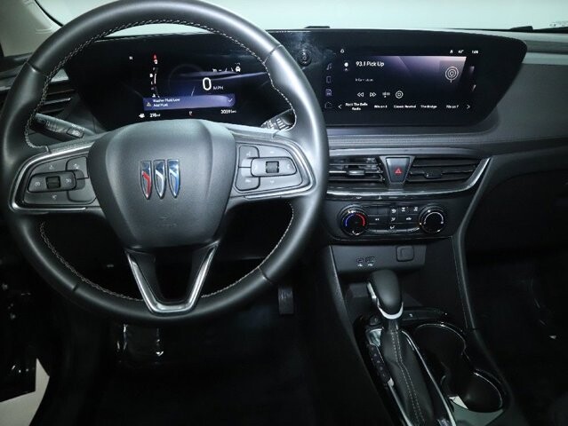 2025 Buick Encore GX in Bedford, OH 44146 - 18116848 28