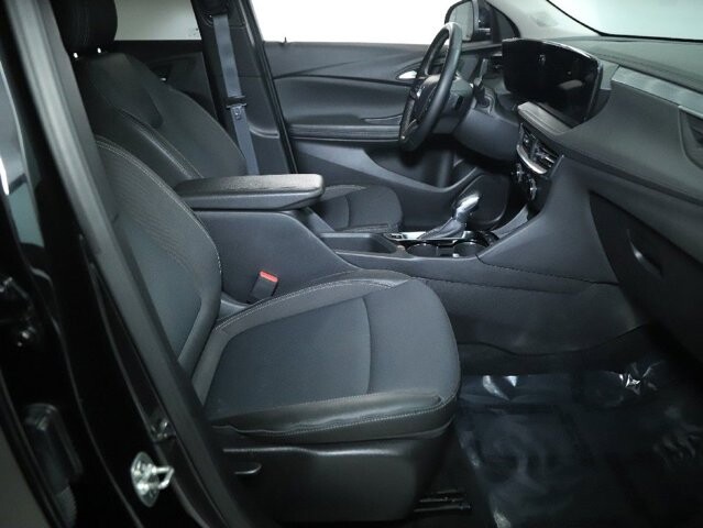 2025 Buick Encore GX in Bedford, OH 44146 - 18116848 34