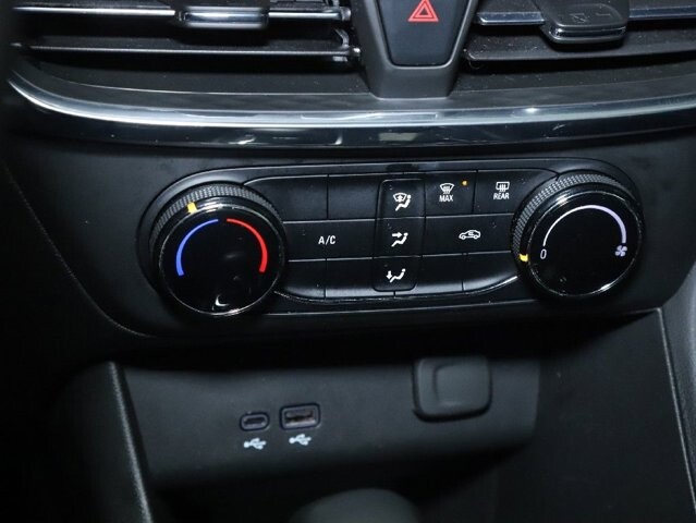 2025 Buick Encore GX in Bedford, OH 44146 - 18116848 26