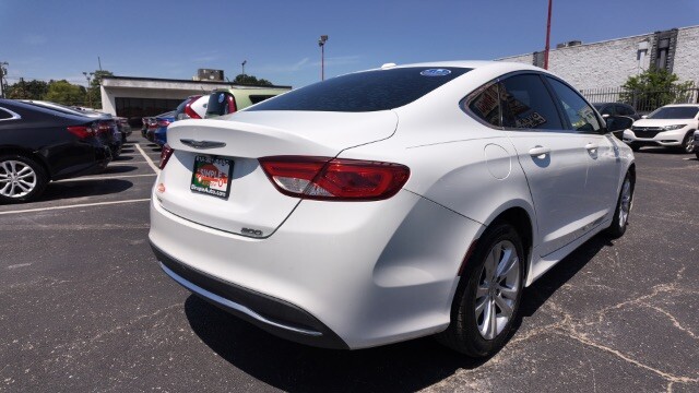 2015 Chrysler 200 in Dallas, TX 75228 - 18116855 5