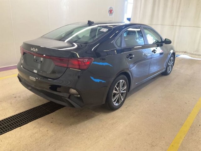 2023 Kia Forte in Knoxville, TN 37912 - 18116858 4