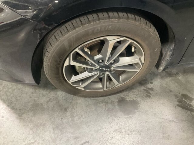 2023 Kia Forte in Knoxville, TN 37912 - 18116858 8