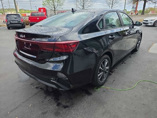 2023 Kia Forte in Knoxville, TN 37912 - 18116858 5