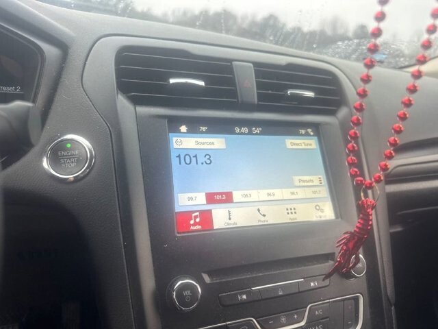 2018 Ford Fusion in Knoxville, TN 37912 - 18116860 9