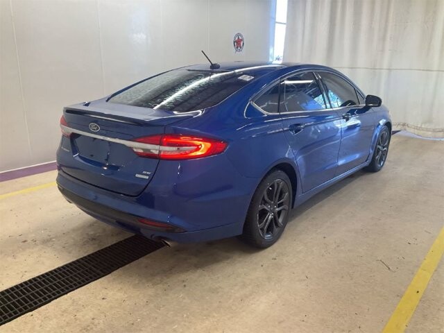 2018 Ford Fusion in Knoxville, TN 37912 - 18116860 3