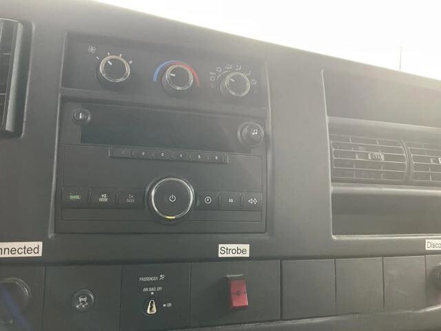 2011 Chevrolet Express 2500 in Blauvelt, NY 10913 - 18116867 10