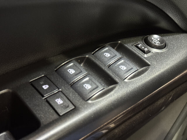 2022 GMC Canyon in Burlington, WI 53105 - 18116869 32