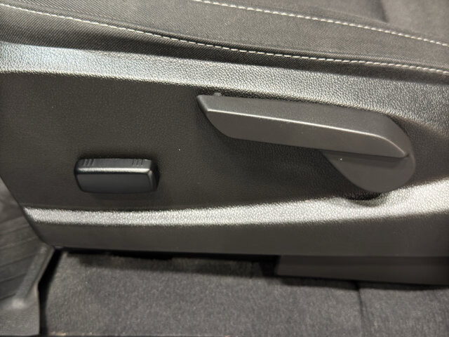 2022 GMC Canyon in Burlington, WI 53105 - 18116869 15