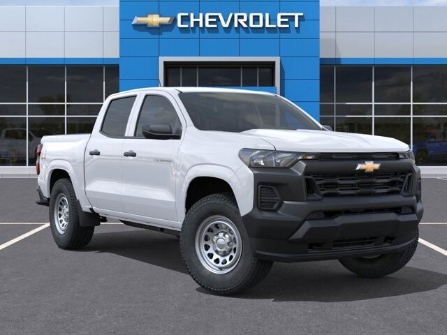 2026 Chevrolet Colorado in Burlington, WI 53105 - 18116870 8