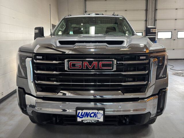 2026 GMC Sierra 3500 in Burlington, WI 53105 - 18116871 8