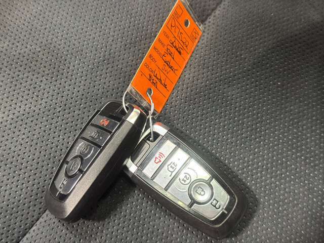 2025 Ford Explorer in Burlington, WI 53105 - 18116874 43