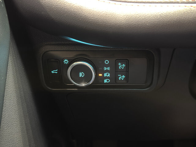 2025 Ford Explorer in Burlington, WI 53105 - 18116874 34