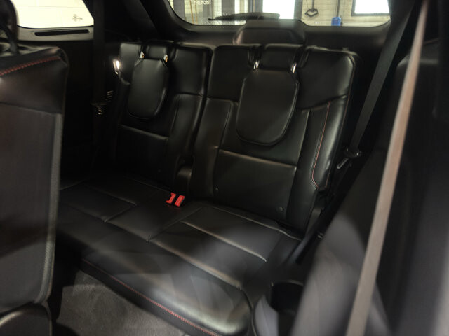 2025 Ford Explorer in Burlington, WI 53105 - 18116874 12