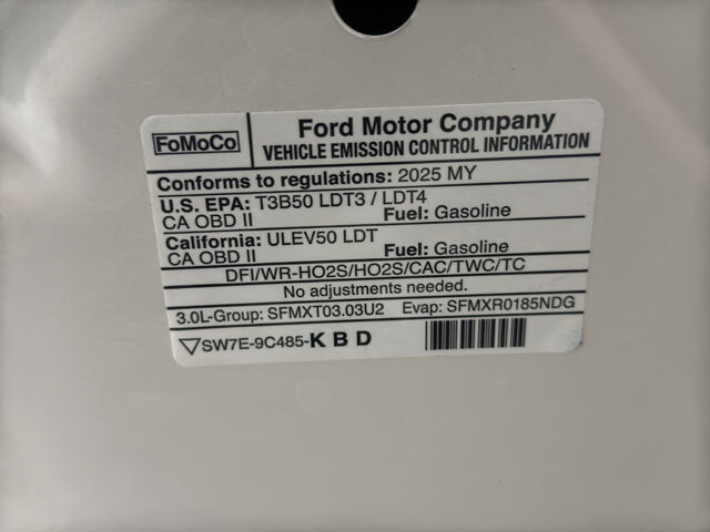 2025 Ford Explorer in Burlington, WI 53105 - 18116874 40