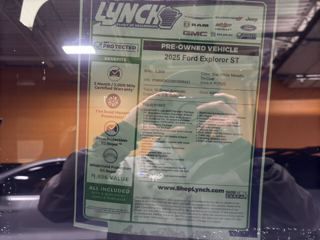 2025 Ford Explorer in Burlington, WI 53105 - 18116874 42