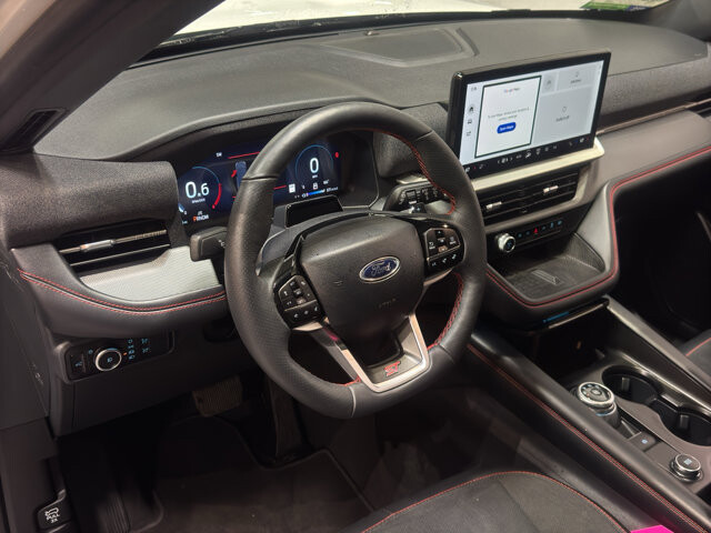 2025 Ford Explorer in Burlington, WI 53105 - 18116874 18