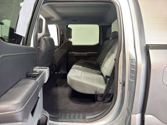 2025 Ford F150 in Burlington, WI 53105 - 18116876 12