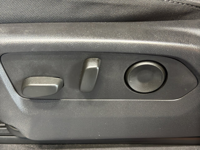 2025 Chevrolet Silverado 1500 in Burlington, WI 53105 - 18116878 15