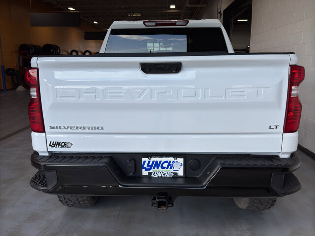 2025 Chevrolet Silverado 1500 in Burlington, WI 53105 - 18116878 4