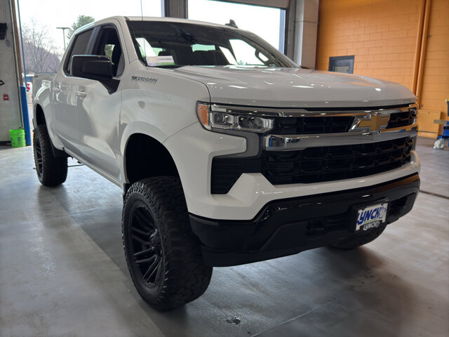 2025 Chevrolet Silverado 1500 in Burlington, WI 53105 - 18116878 7
