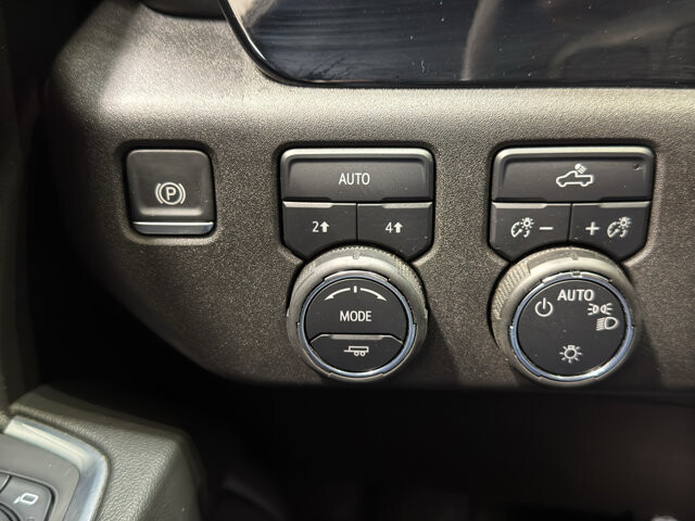 2025 Chevrolet Silverado 1500 in Burlington, WI 53105 - 18116878 32