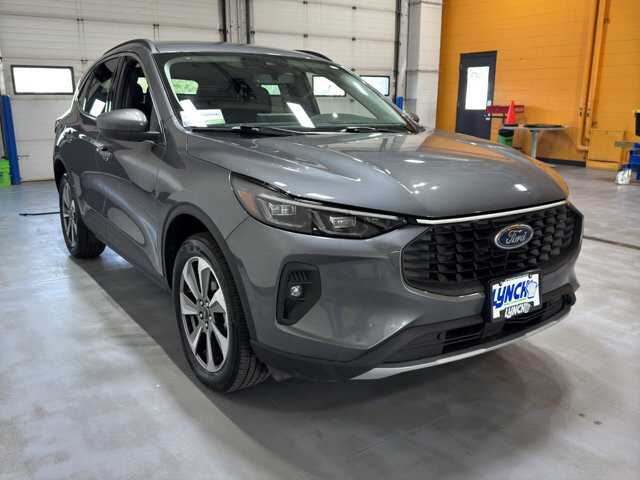 2025 Ford Escape in Burlington, WI 53105 - 18116879 8