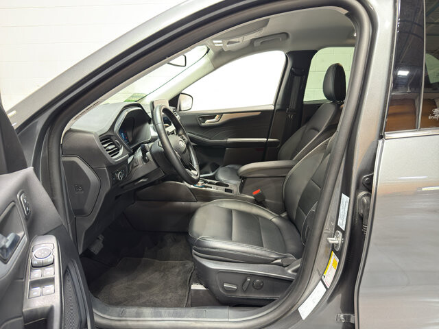 2025 Ford Escape in Burlington, WI 53105 - 18116879 14