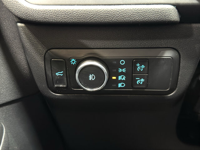 2025 Ford Escape in Burlington, WI 53105 - 18116879 33