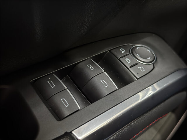 2024 Chevrolet Traverse in Burlington, WI 53105 - 18116880 37