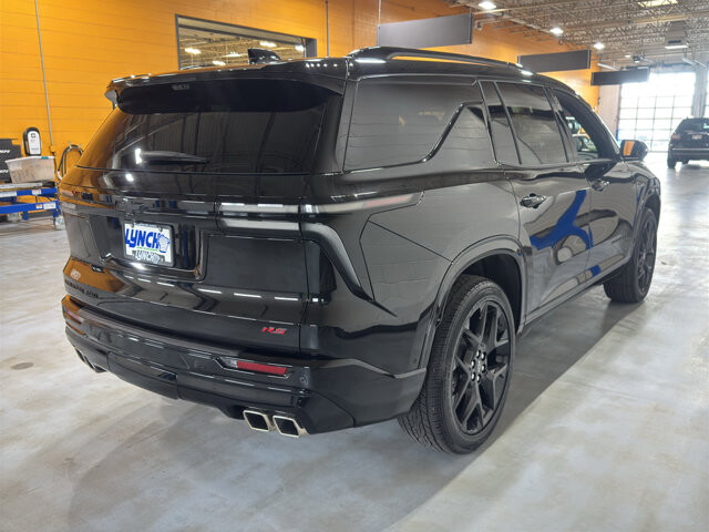 2024 Chevrolet Traverse in Burlington, WI 53105 - 18116880 5