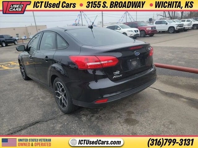 2018 Ford Focus in Wichita, KS 67216 - 18116882 4