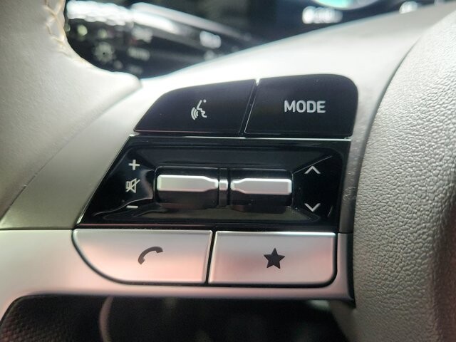 2025 Hyundai Elantra in Cinnaminson, NJ 08077 - 18116886 18