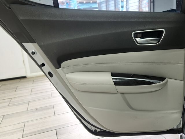 2019 Acura TLX in Cinnaminson, NJ 08077 - 18116887 12