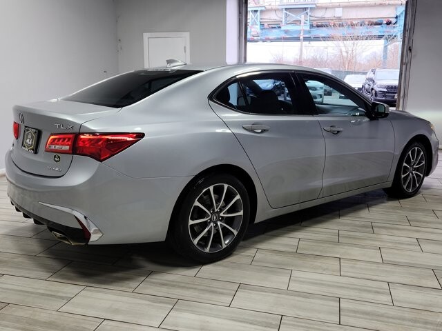 2019 Acura TLX in Cinnaminson, NJ 08077 - 18116887 5