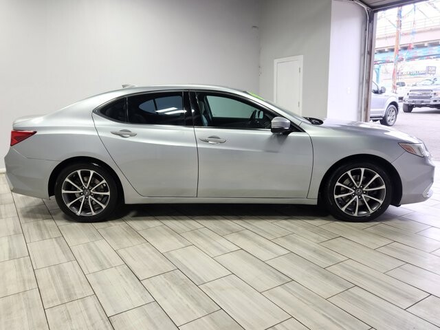 2019 Acura TLX in Cinnaminson, NJ 08077 - 18116887 6
