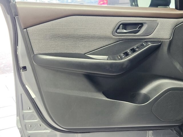 2023 Nissan Rogue in Cinnaminson, NJ 08077 - 18116895 10