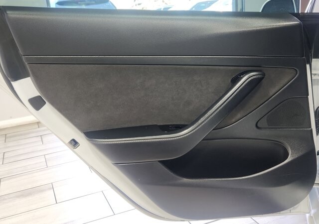 2020 Tesla Model 3 in Cinnaminson, NJ 08077 - 18116902 12