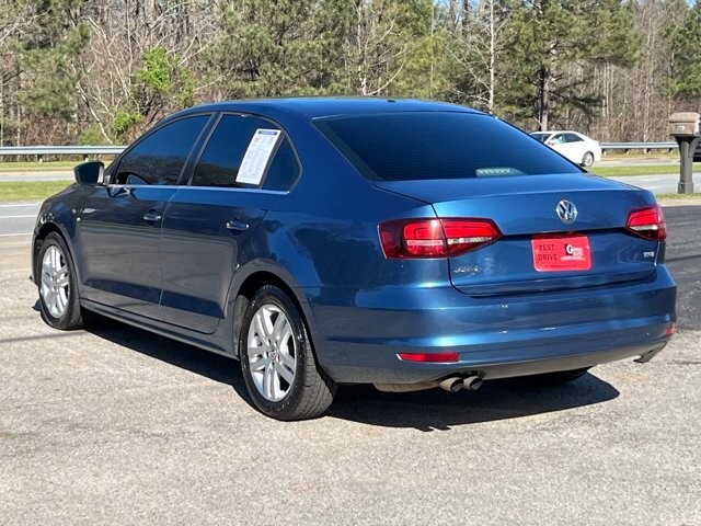 2017 Volkswagen Jetta in Flowery Branch, GA 30542 - 18116923 5