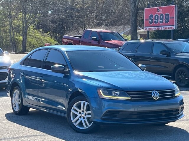 2017 Volkswagen Jetta in Flowery Branch, GA 30542 - 18116923