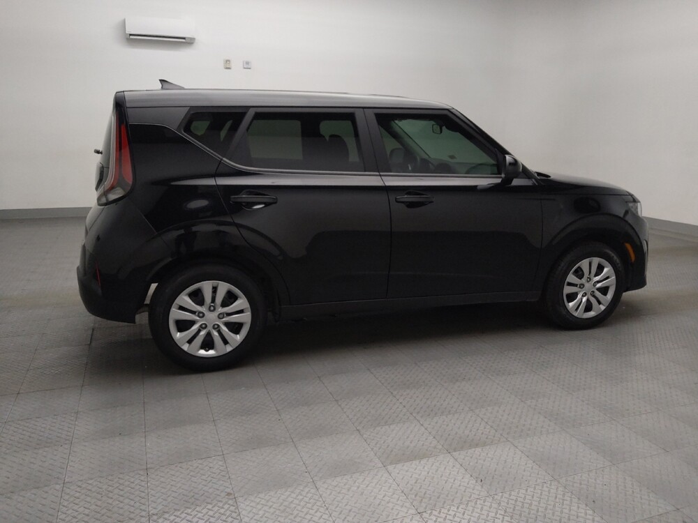 2024 Kia Soul in Arlington, TX 76011 - 18116927 10