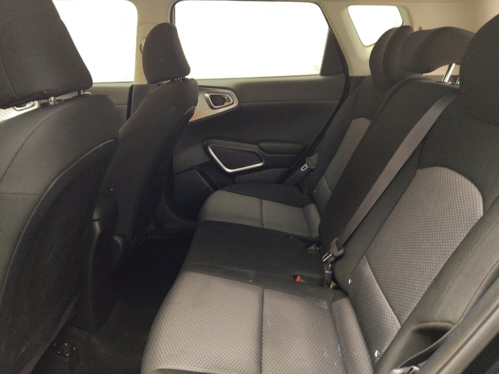 2024 Kia Soul in Arlington, TX 76011 - 18116927 19