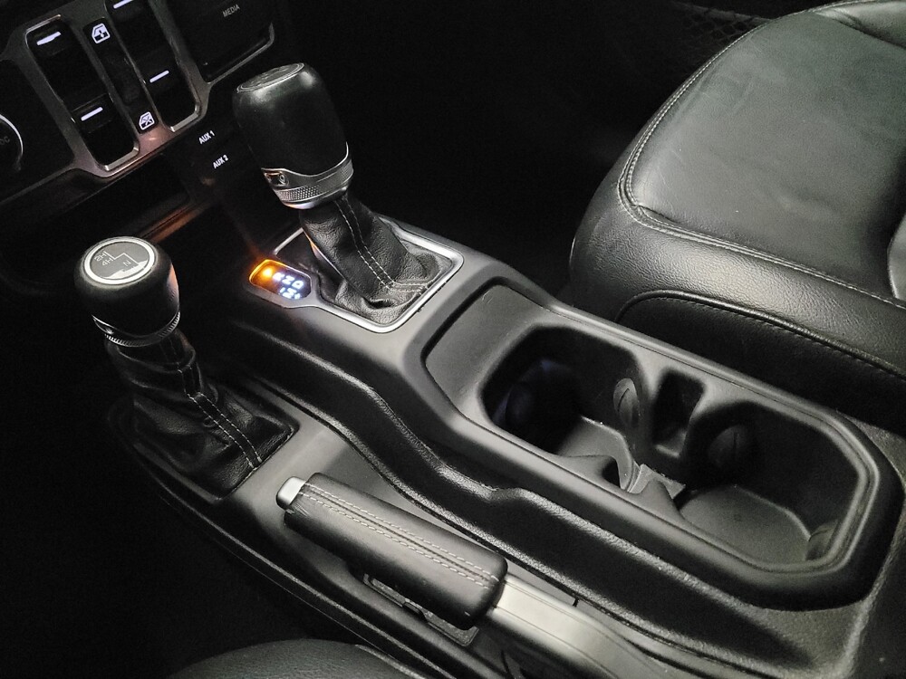 2019 Jeep Wrangler in Downey, CA 90241 - 18116932 26