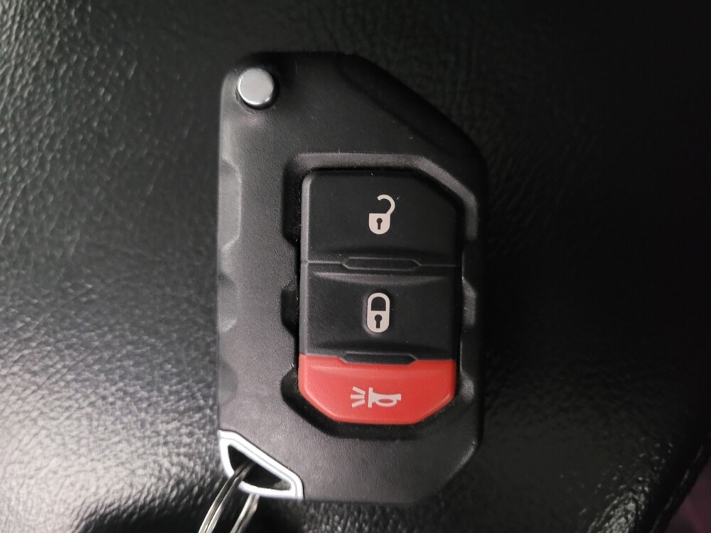 2019 Jeep Wrangler in Downey, CA 90241 - 18116932 32