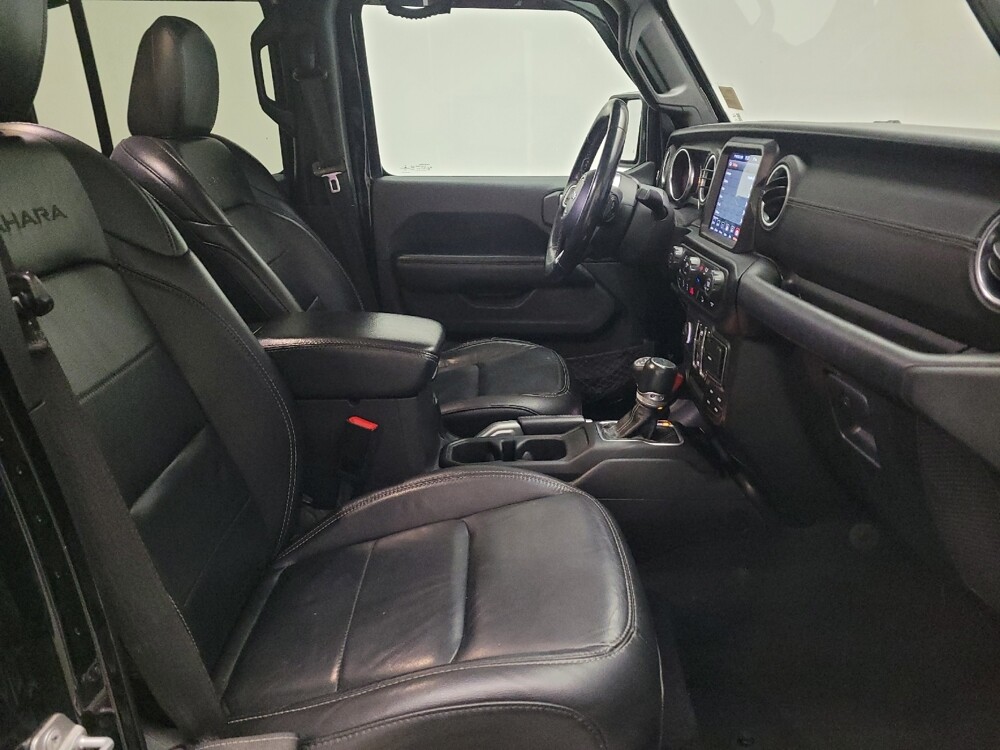 2019 Jeep Wrangler in Downey, CA 90241 - 18116932 21