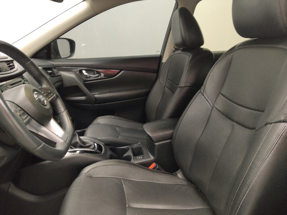 2018 Nissan Rogue in Columbus, GA 31909 - 18116934 17