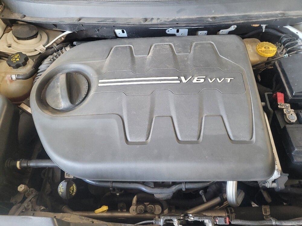 2015 Jeep Cherokee in Marietta, GA 30062 - 18116943 30