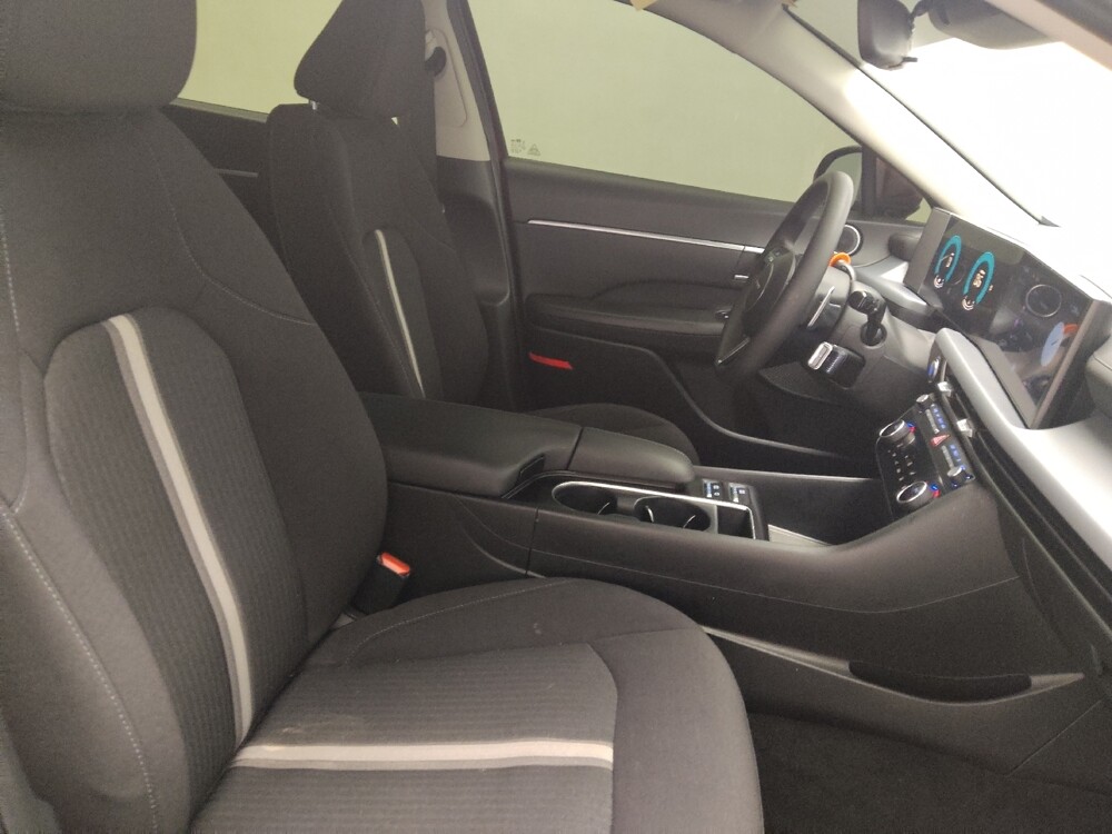 2024 Hyundai Sonata in Conyers, GA 30094 - 18116946 21