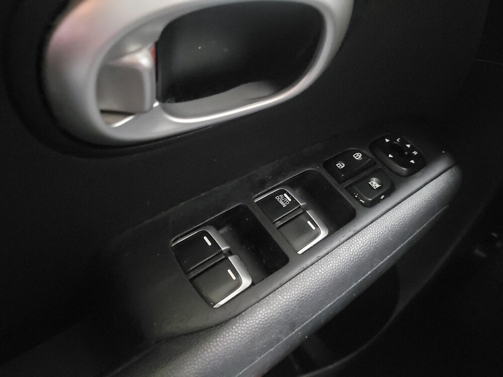 2018 Kia Soul in Morrow, GA 30260 - 18116949 27